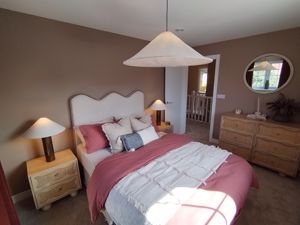 Photo 17- click for photo gallery